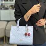 کیف مربعی آویزگیلاس